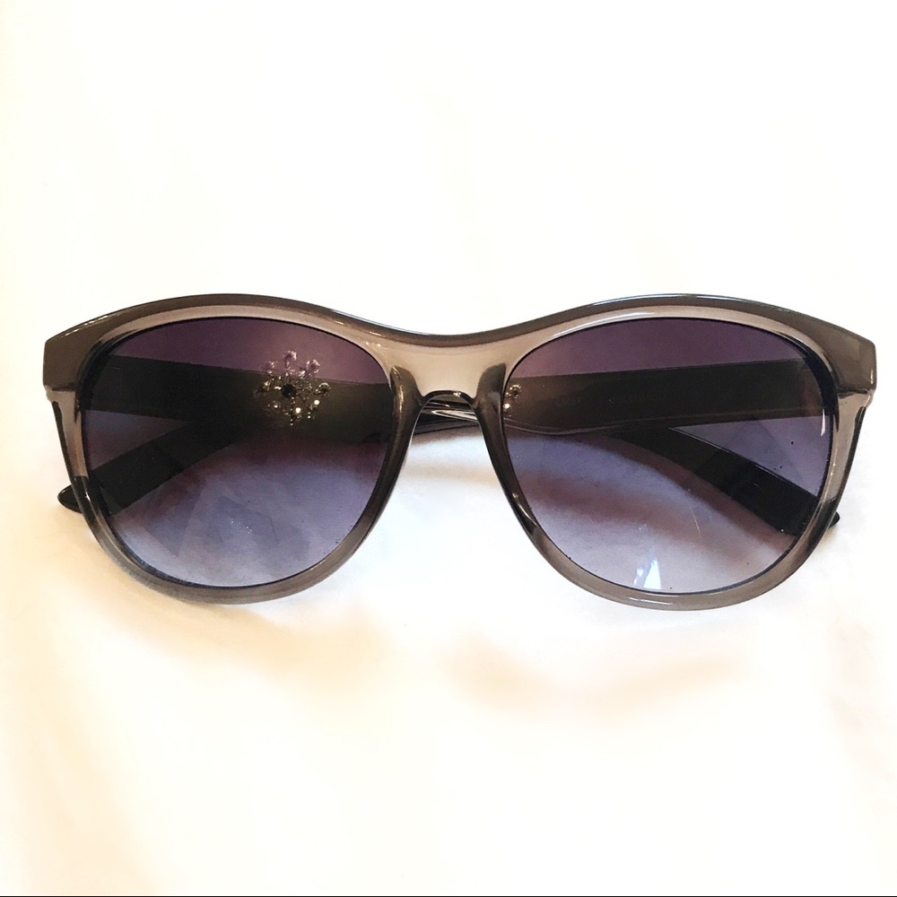 Calvin Klein Round Color POP Sunglasses